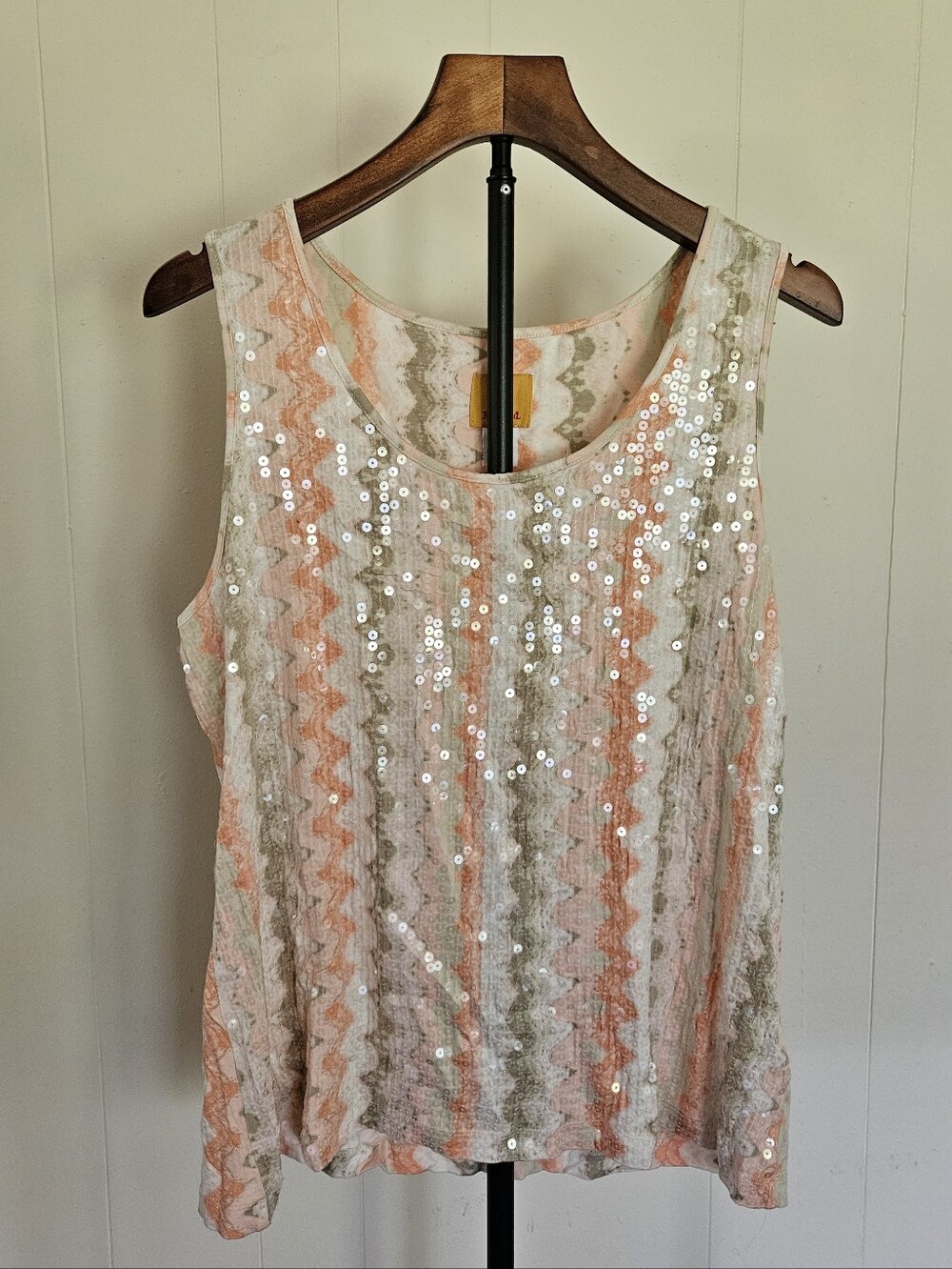 Ruby Rd. Sleeveless Sequin Chevron Tank Top - Peach & Cream Size L